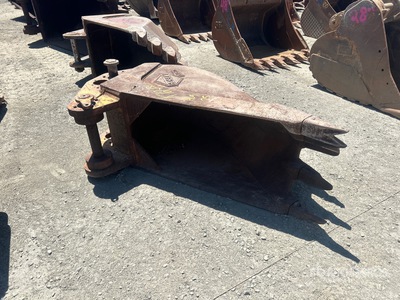 28 in V-Ditching Excavator Bucket