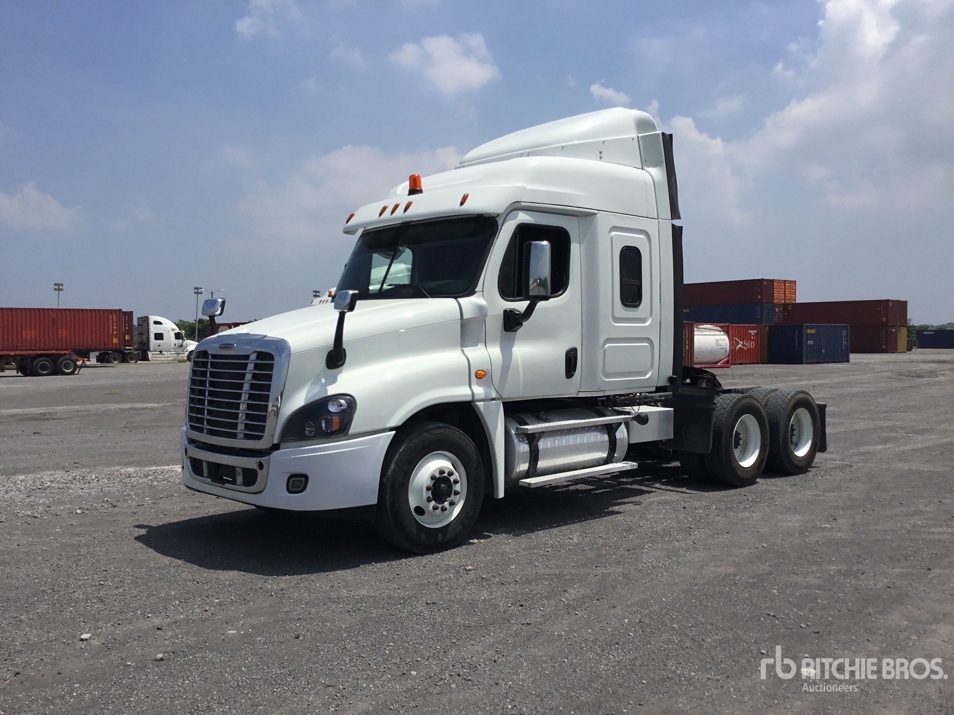 2016 Freightliner Cascadia 125 6x4 Tractocamion con Dormitorio / Sleeper Truck Tractor