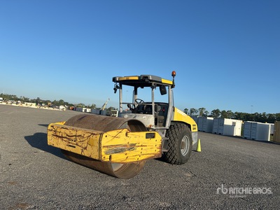 2014 Dynapac CA2500D Smooth Drum Compactor