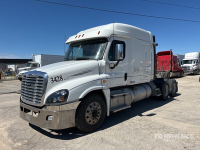 2016 Freightliner Cascadia 113 6x4 T/A Sleeper Truck Tractor