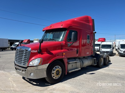 2014 Freightliner Cascadia 113 6x4 T/A Sleeper Truck Tractor