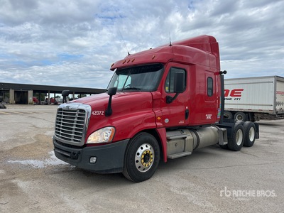 2014 Freightliner Cascadia 113 6x4 T/A Sleeper Truck Tractor