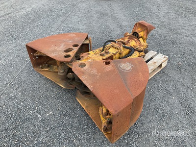 Liebherr 400mm Clamshell Grapple