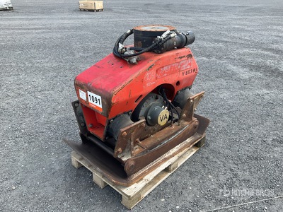 2012 MTS V8 X3 WA Compactor