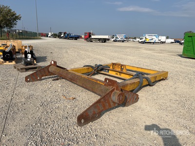 Quantity of (2) Lifting Balancer