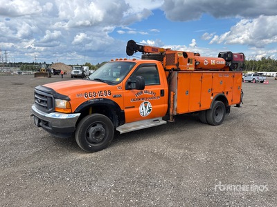 2001 Ford F-550 XL 4x2 Camion de service
