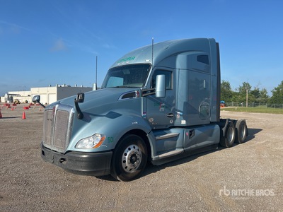 2019 Kenworth T680 6x4 تراكتور شاحنة كابينة النوم (ثنائية المحور)