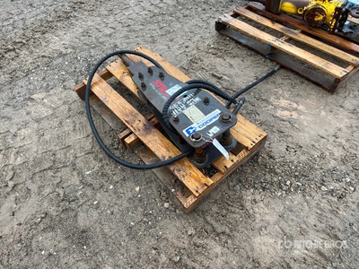 2018 Striker TNB-08M 10 in Q/C Hydraulic Breaker