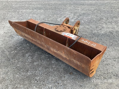 1999 Paedlinger 2000mm Tilting Excavator Bucket