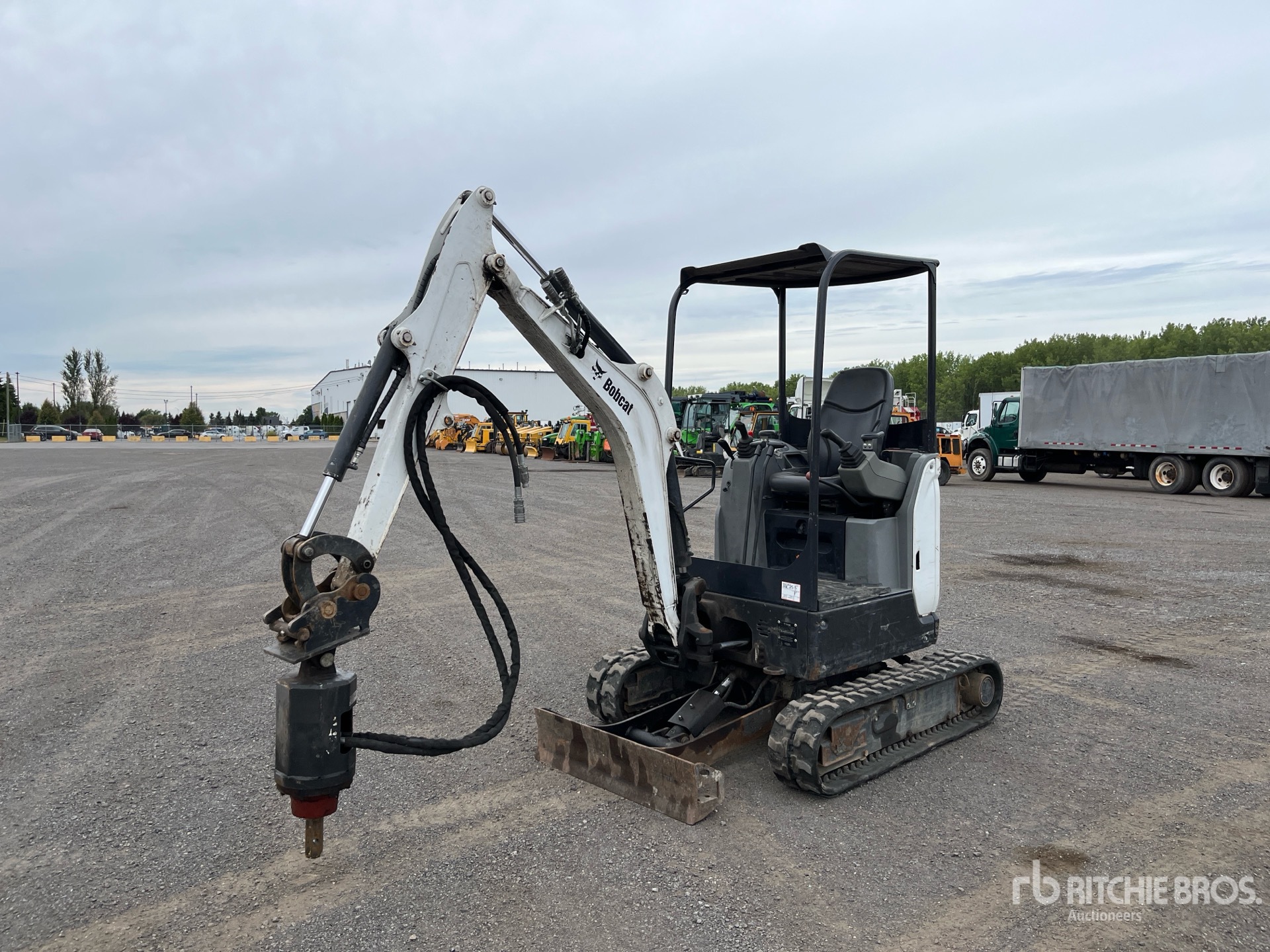 2022 Bobcat E20 Mini pelle hydraulique