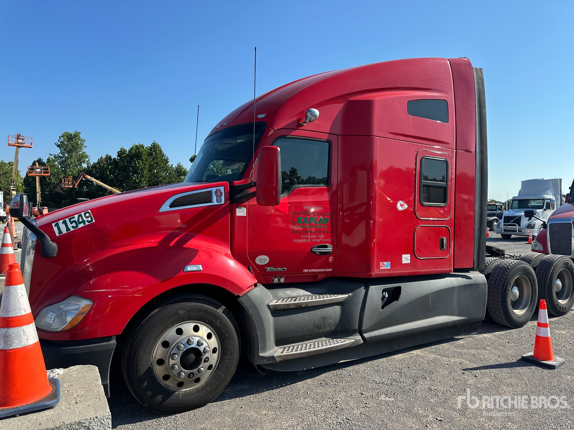 2019 Kenworth T680 Cabina con cuccetta per trattore stradale