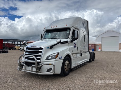 2023 Freightliner Cascadia 126 6x4 3- Achs Sattelzugmaschine mit Schlafkabine