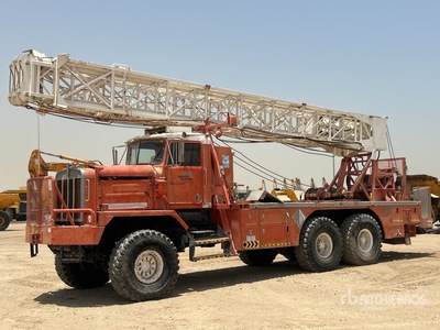 Kenworth 6x6 Camión perforador