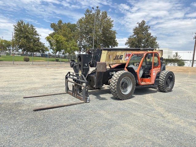 2017 JLG 1255