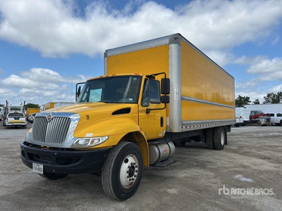2018 International 4300 4x2 Van Truck