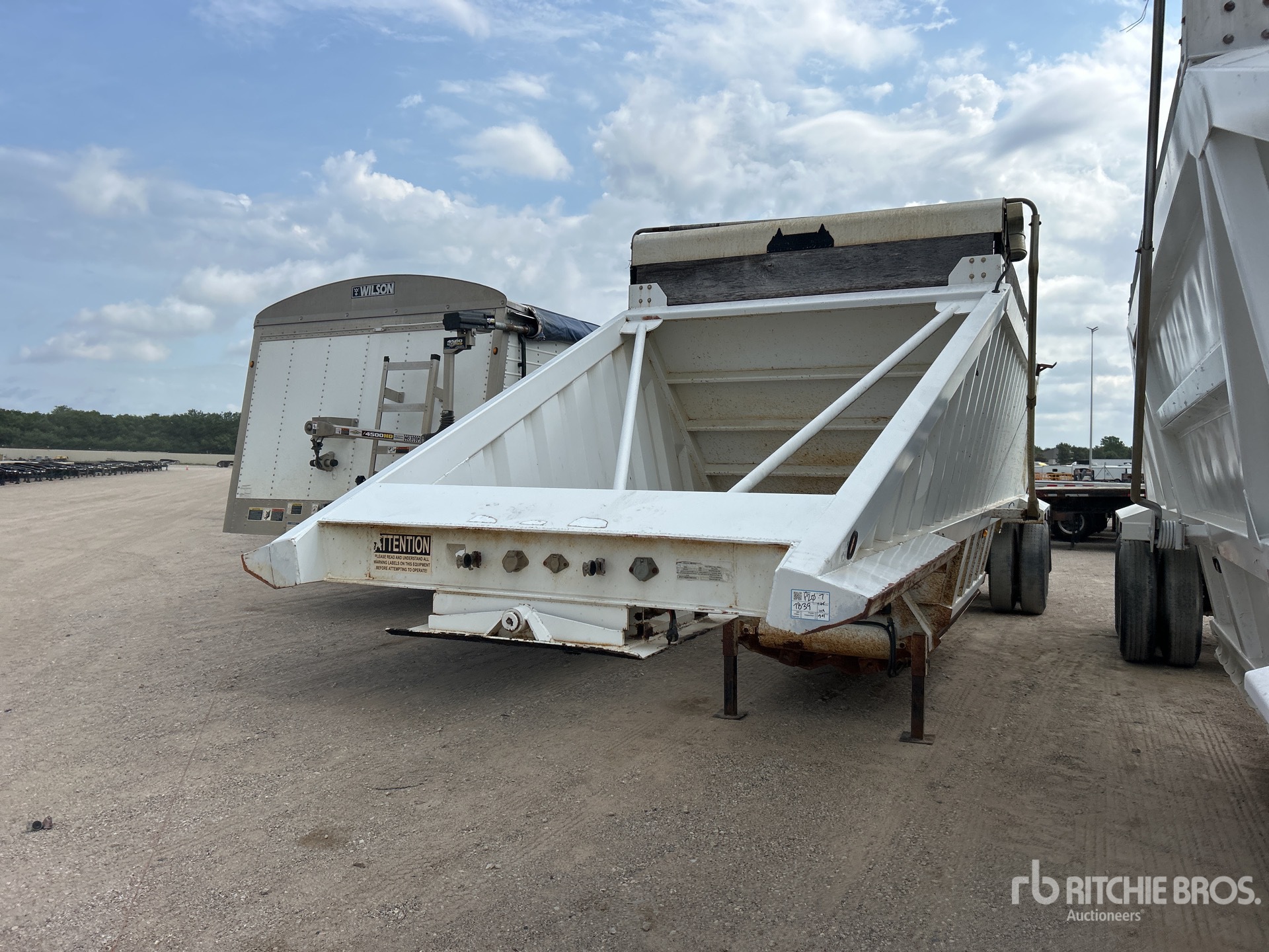 2012 CTS BDT-40 T/A strooi aanhangwagen