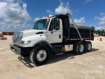 2006 International 7400 6x4 T/A Dump Truck