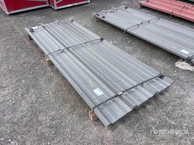 Quantity of Kit Containers Steel R Panel 37 in X 96 in Divers
