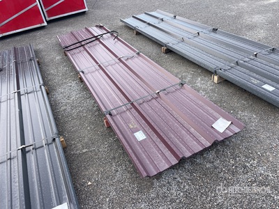 Quantity of Kit Containers Steel R Panel 37 in X 144 in Divers
