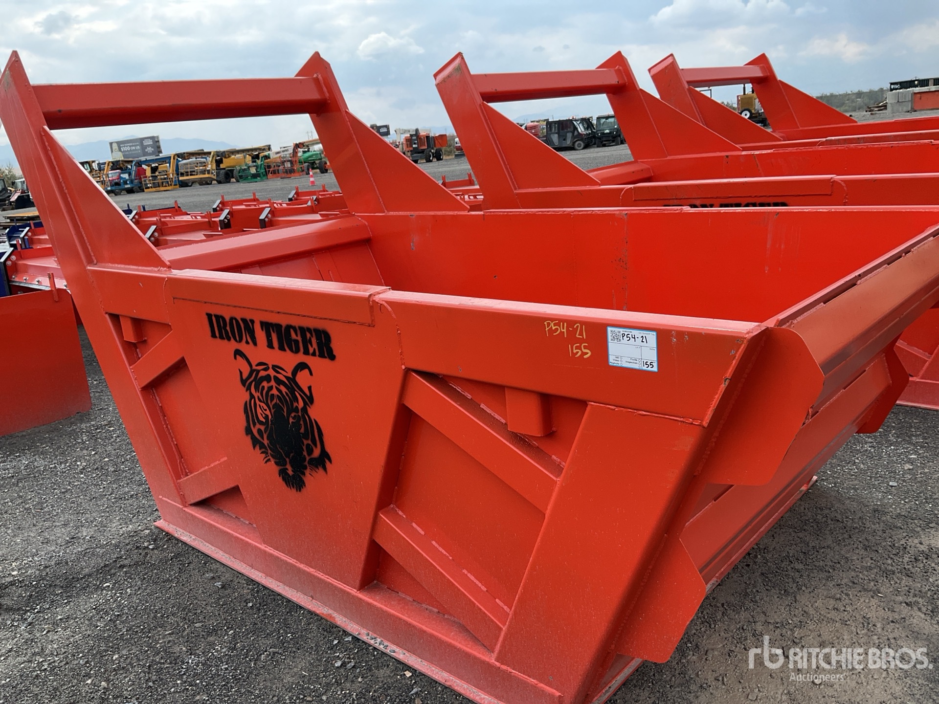 2025 Iron Tiger SSBB5Y Caja de cimentación & roca