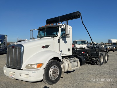 2012 Peterbilt 386 6x4 Roll-Off Truck