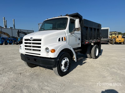2000 Sterling L7500 4x2 S/A Dump Truck
