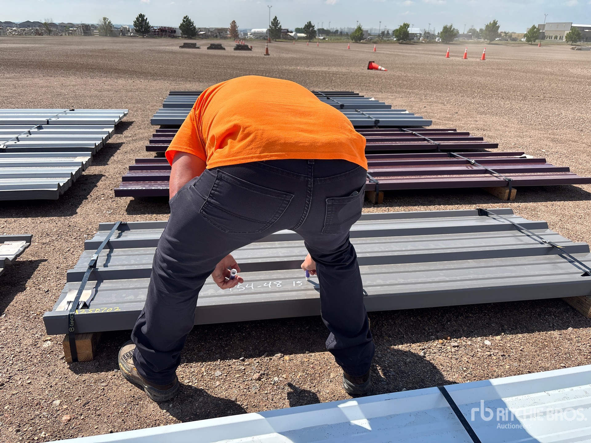 2025 Kit Containers Steel R Panel