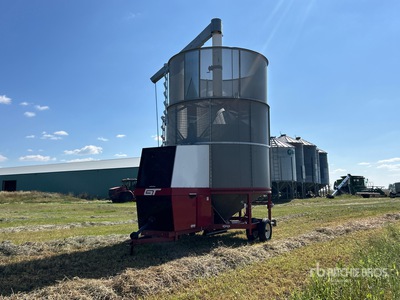 2017 GT RB800 500 bu/hr Recirculating Batch Grain Dryer