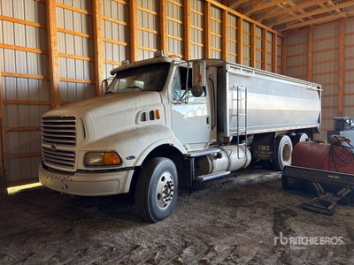 1996 Ford Aeromax 6x4 Camion à grains