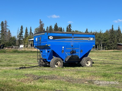2018 J&M 655/755 750 bu Wagon Grain Cart