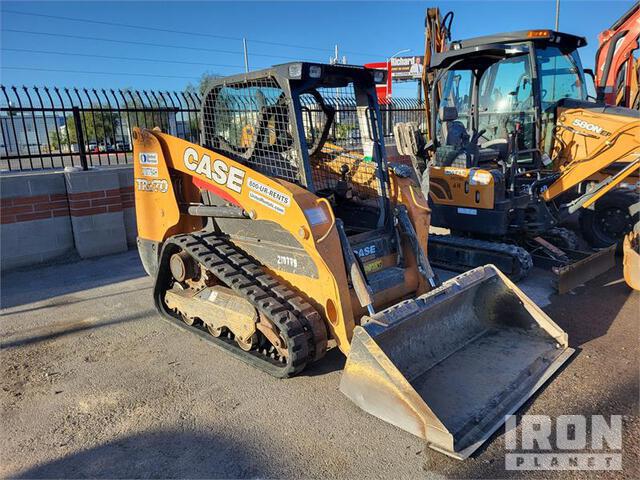 MINI CARGADOR SOBRE ORUGAS 2018 CASE TR270