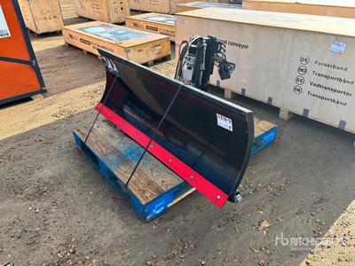60 in Front Hitch Snow Blade