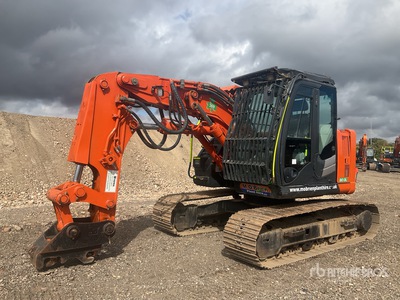 2016 Hitachi ZX135US-5 SRF Tunnel Spec 油圧ショベル