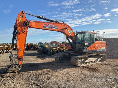 2022 Doosan DX225LC-7 Tracked Excavator