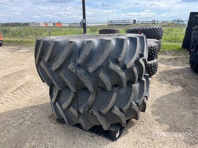 Quantity of (2) Samson 23.1-26 Grip Reifen