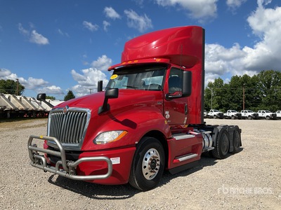 2020 International LT625 6x4 Cabina per trattore stradale