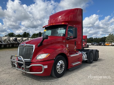 2020 International LT625 6x4 Cabina per trattore stradale