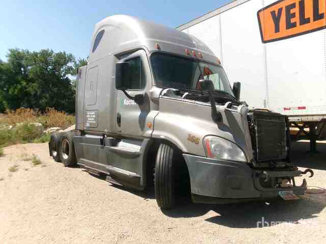 CAMIóN CAMAROTE 2017 FREIGHTLINER