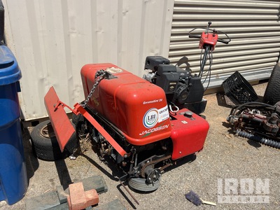 2021 Jacobsen 4x2 Aerator