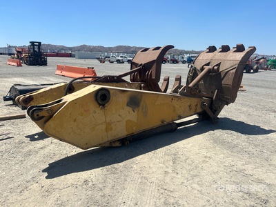 52 in Excavator Grapple