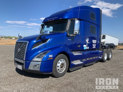 2021 Volvo VNL 6x4 Cabeza Tractora Cabina Dormitorio