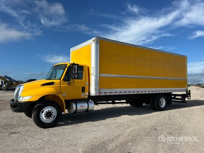 2019 International 4300 4x2 Van Truck