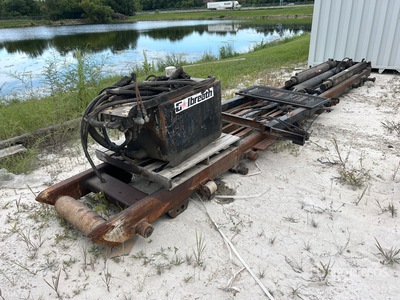 Quantity of Roll Off Rails and Equipment