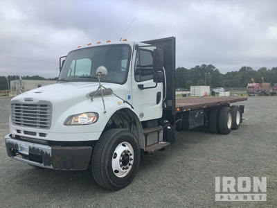 2015 Freightliner M2 106 6x4 平台トラック