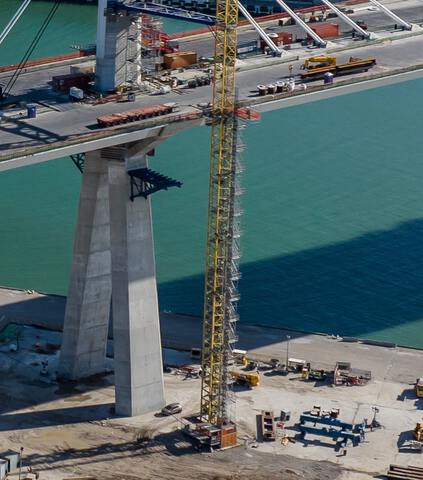 Alimak 650FC24/32 Elevator