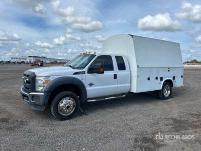 2016 Ford F-450 XL 4x4 Extended Cab Utility Truck