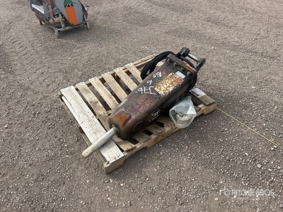 2019 Cat H55S 7 in Kompaktlader-Fallhammer