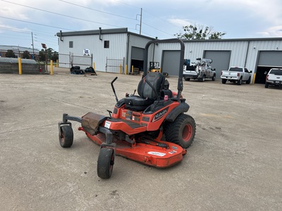 2021 Kubota ZD1211L-3-72 Zero-Turn Lawn Mower