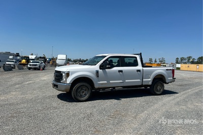 2019 Ford F-250 XL 4x4 Crew Cab Pickup