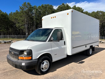 2007 Chevrolet Express G3500 4x2 Van Truck